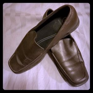 Rockport Brown Leather Slip On Loafers size 8.5 W